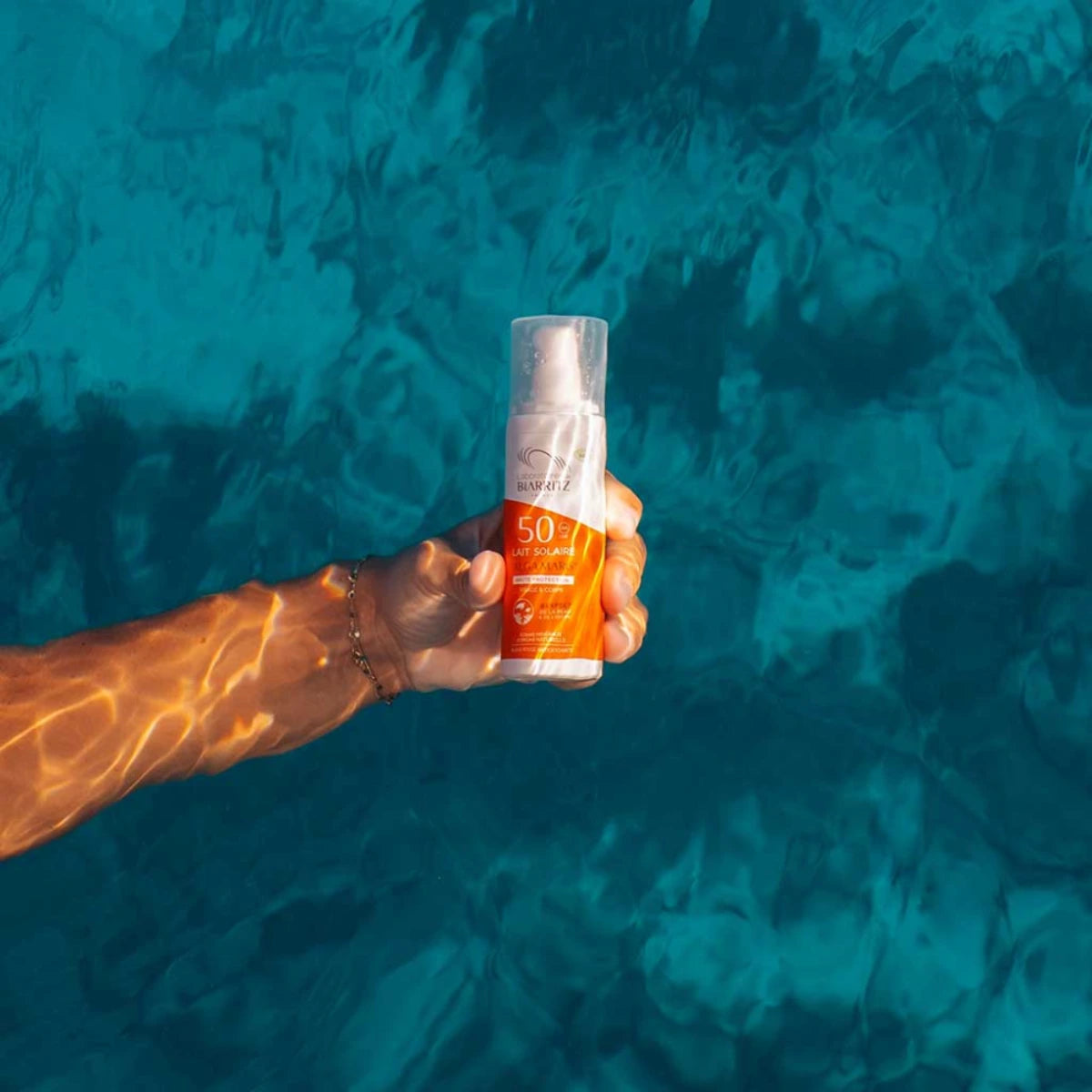 ALGA MARIS Aurinkovoide SPF50 100 ml ilmatiiviissä pumppupullossa