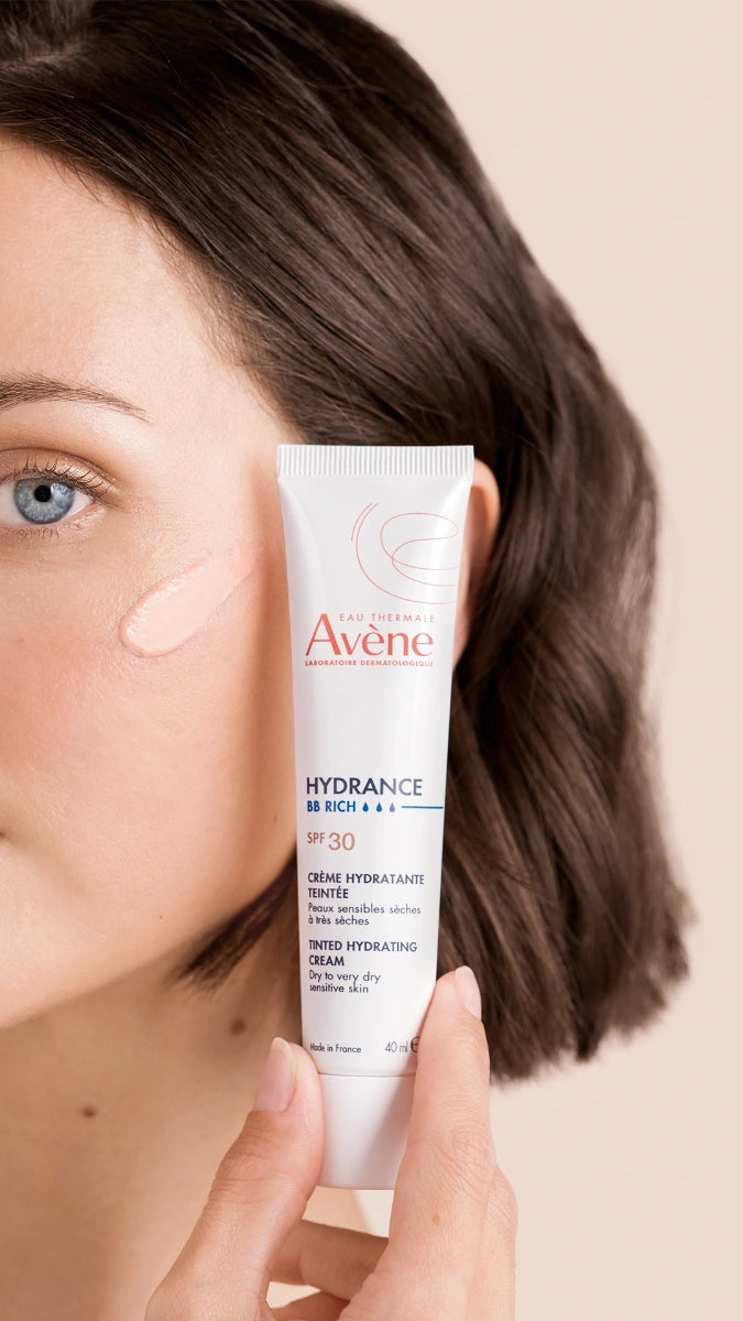AVENE Hydrance BB Rich Cream sävytetty päivävoide 40 ml