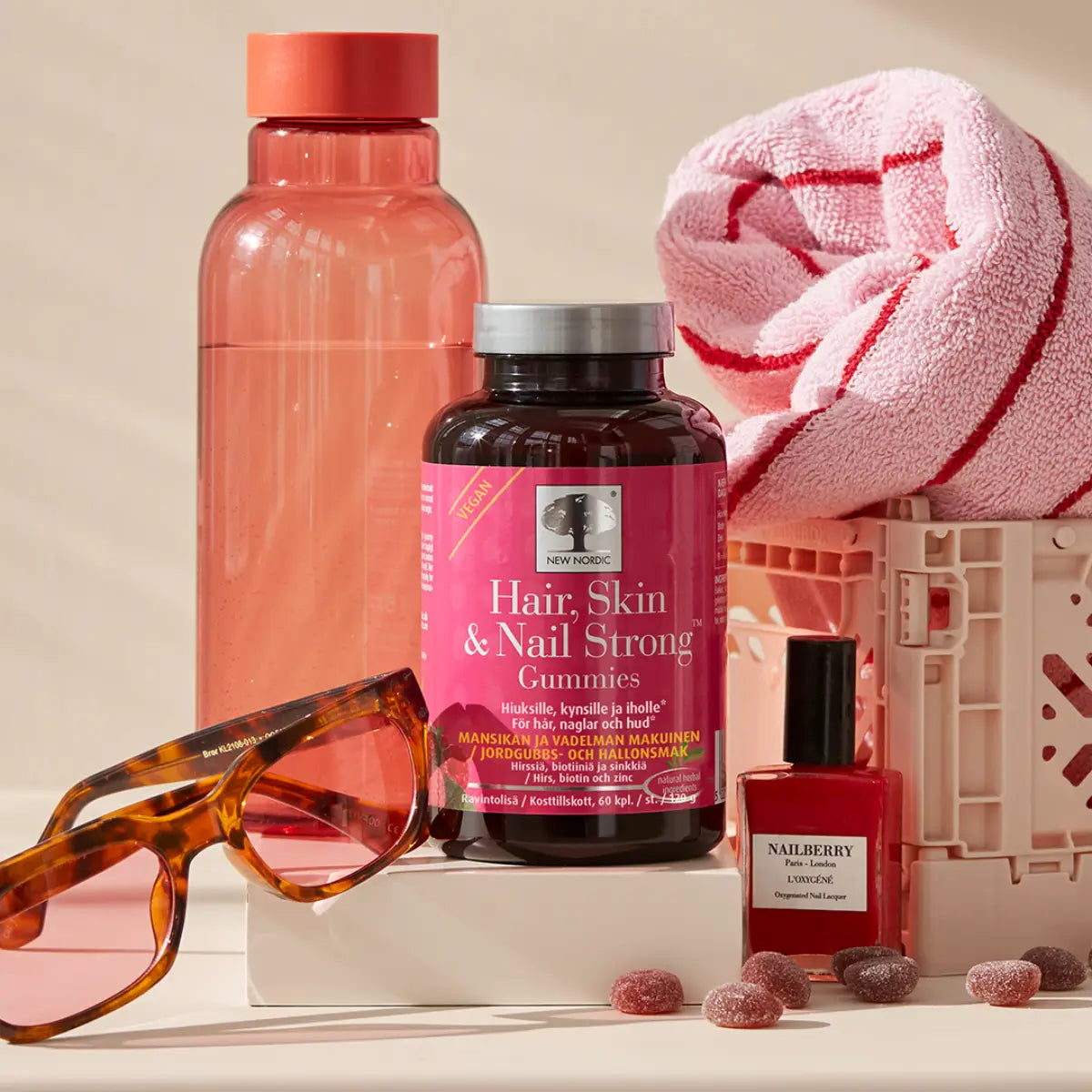 Hair, Skin & Nail Strong Gummies pehmovitamiini sisältää sinkkiä ja biotiinia