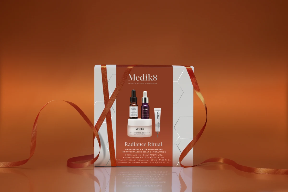 Medik8 Radiance Ritual lahjapakkaus – heleyttä, tehokosteutusta ja aurinkosuojaa